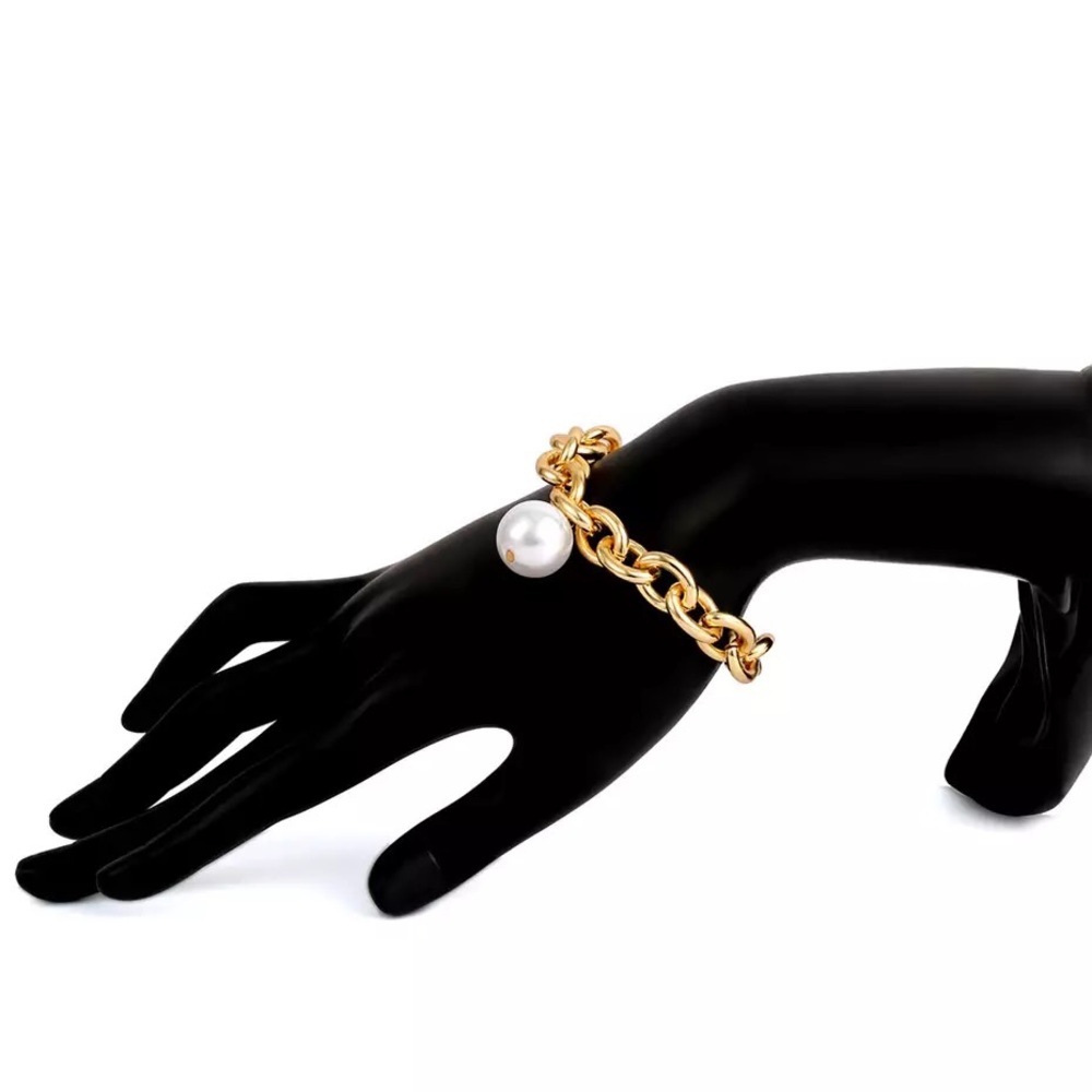 Trendy Pearl Pendant Bracelet Gold - Picture 8 of 9